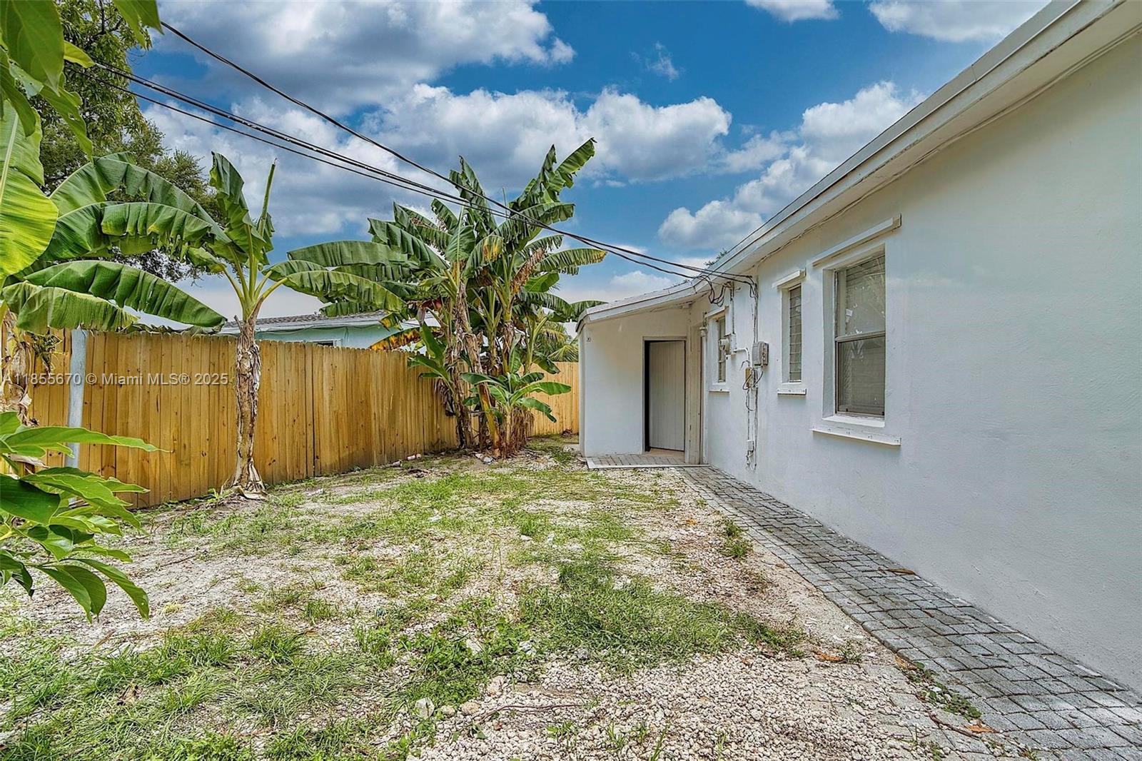 2900 NW 164th St