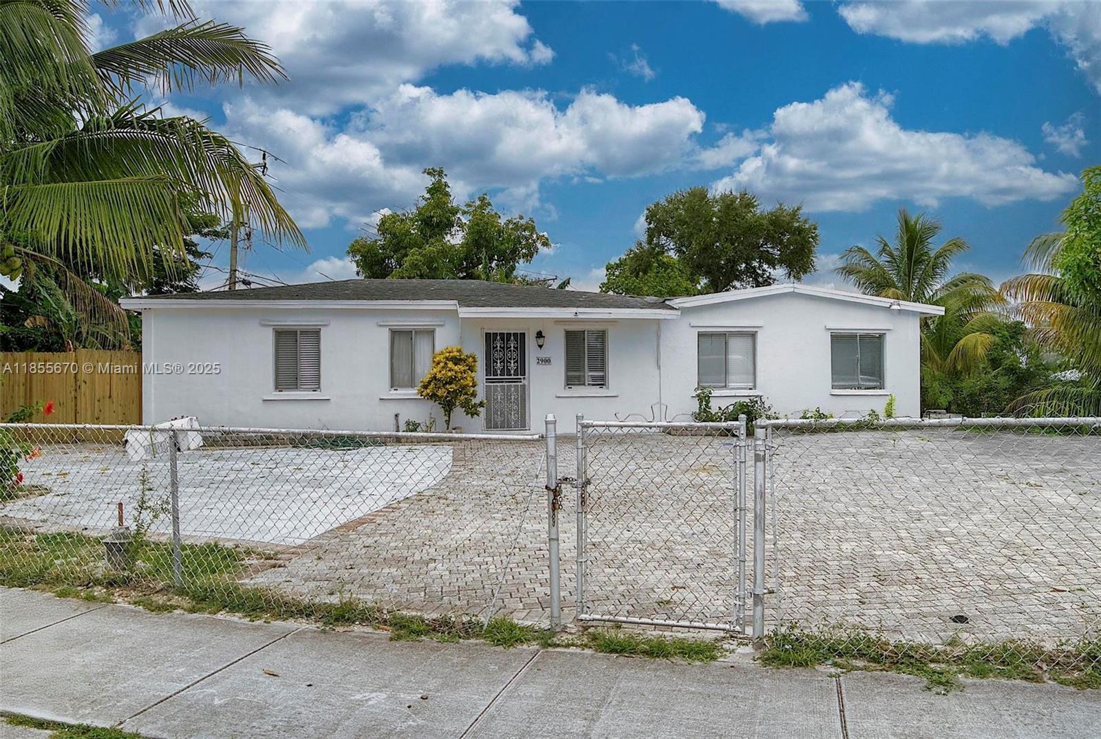 2900 NW 164th St