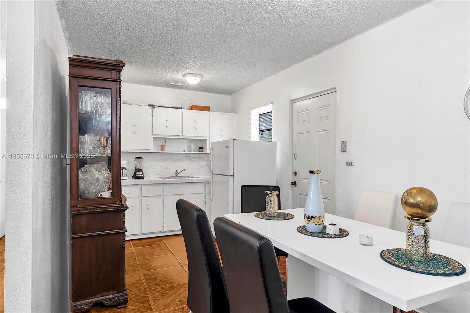 2900 NW 164th St
