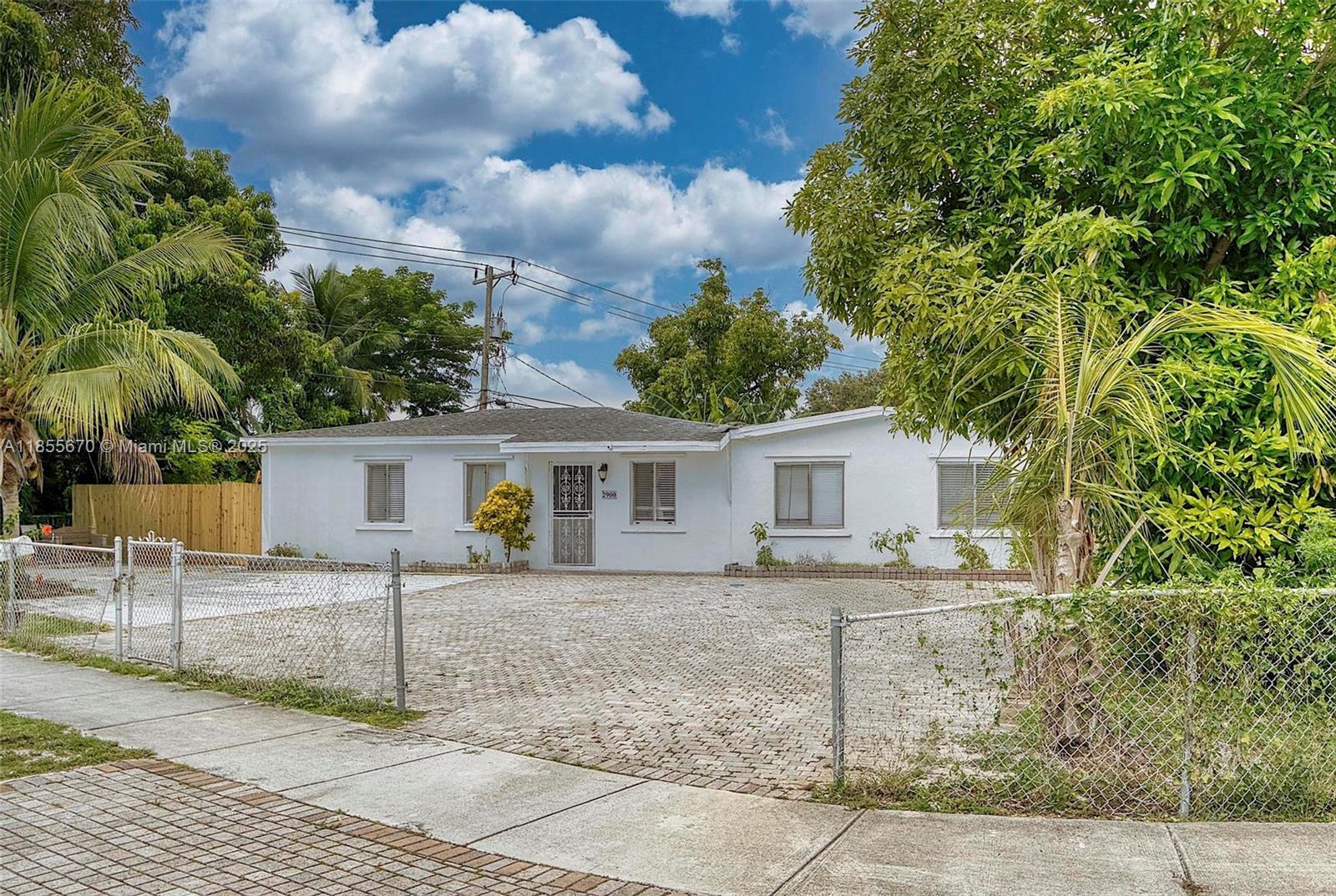 2900 NW 164th St