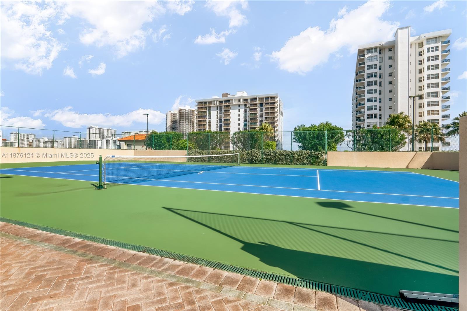 3020 NE 32nd Ave # 716