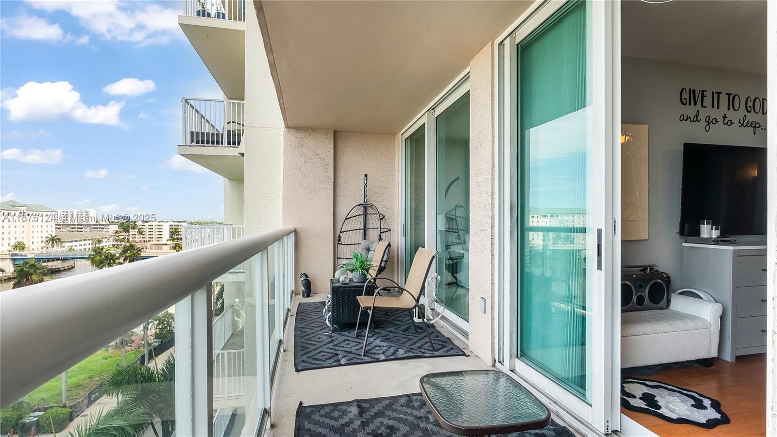 3020 NE 32nd Ave # 716