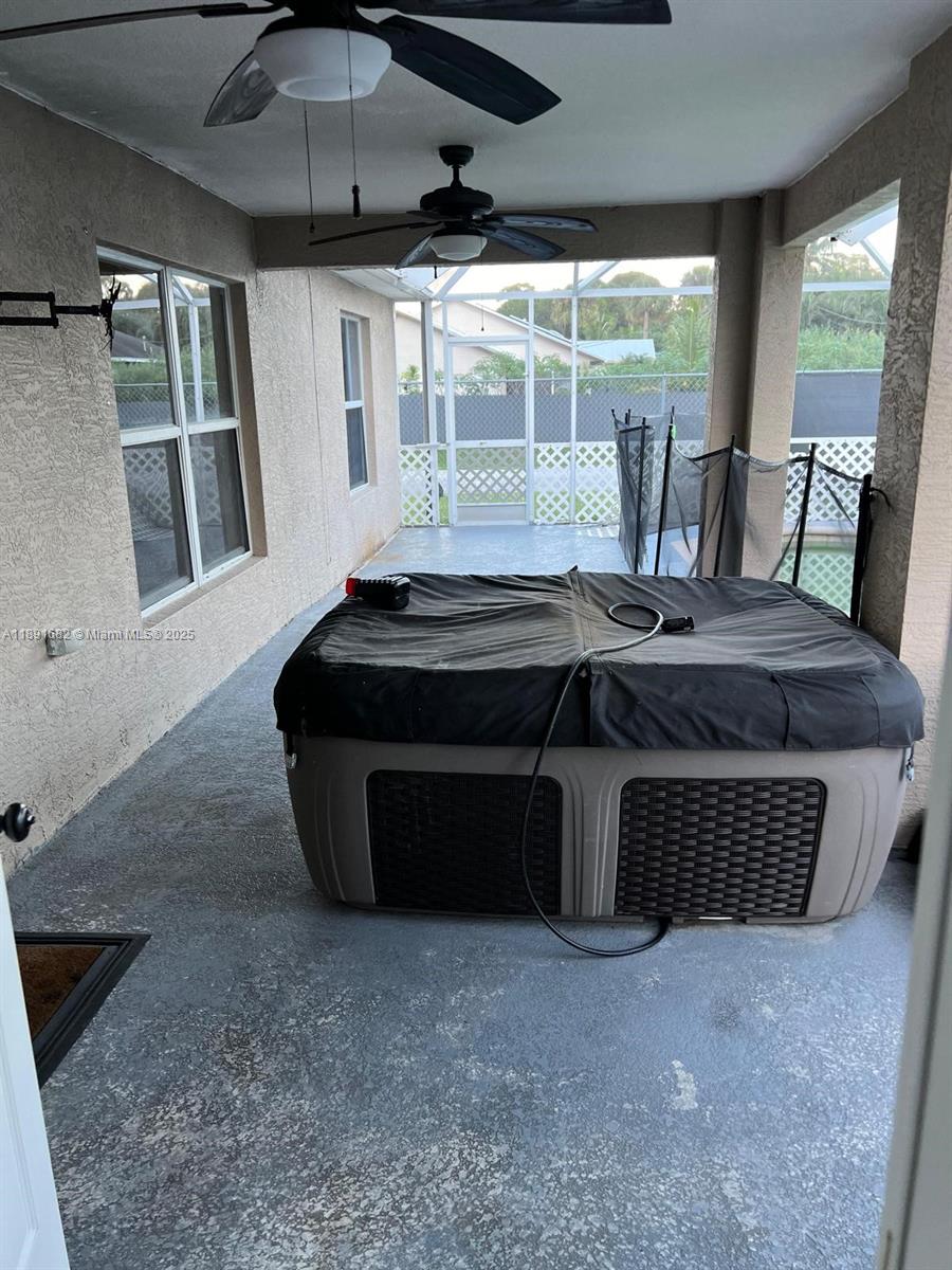 1556 SW Jacqueline Ave, Port St. Lucie