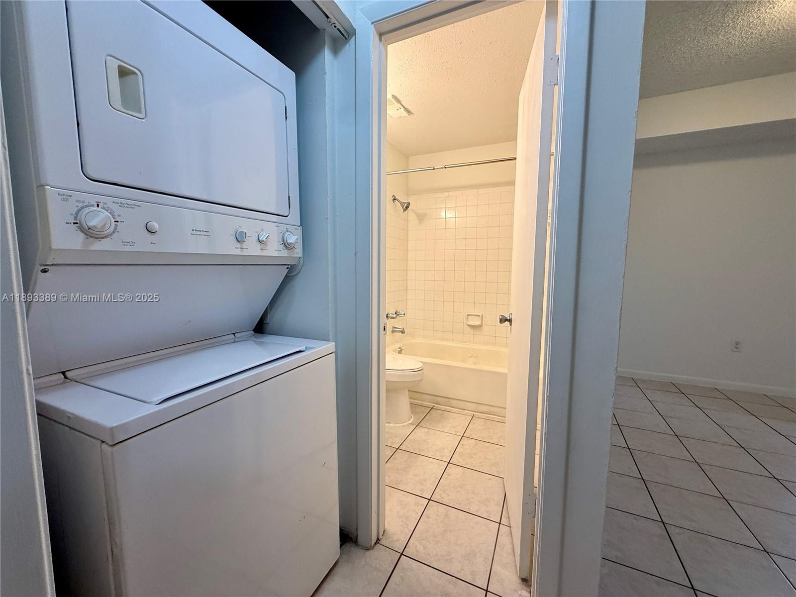 2421 NW 96th Ter # 20N