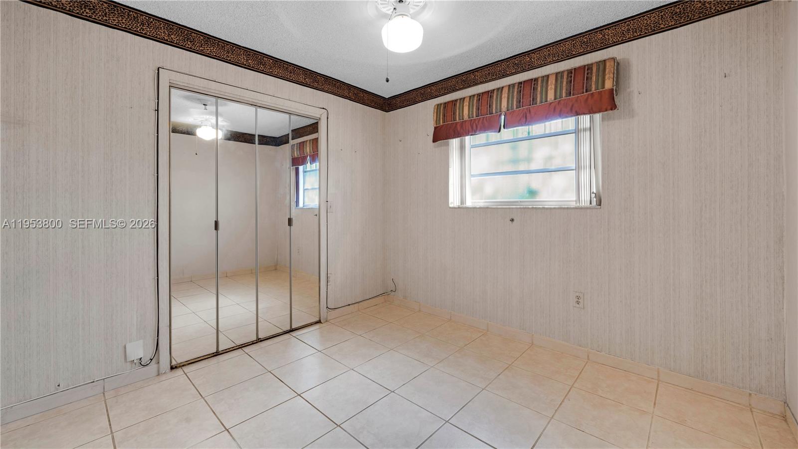 2615 SW 32nd Ave