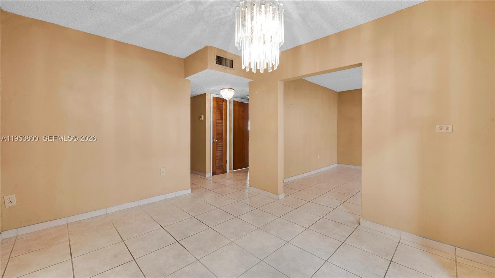 2615 SW 32nd Ave