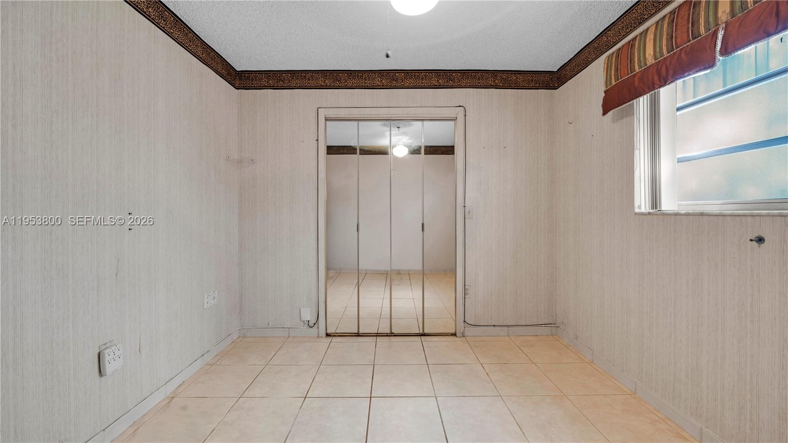 2615 SW 32nd Ave