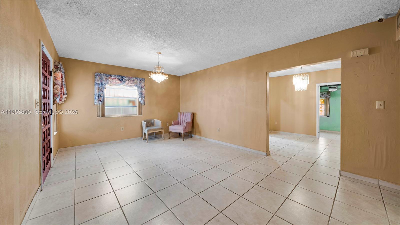 2615 SW 32nd Ave
