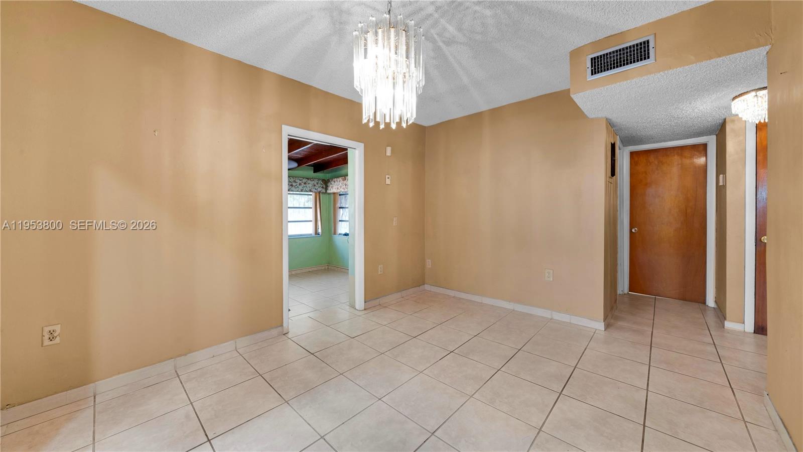 2615 SW 32nd Ave