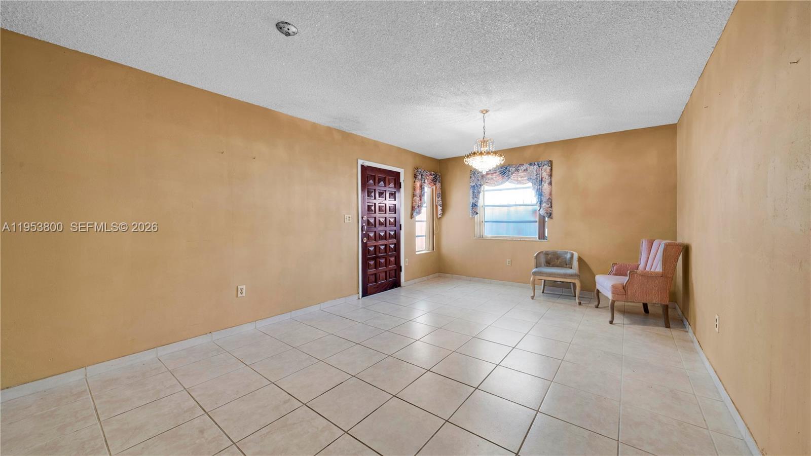 2615 SW 32nd Ave