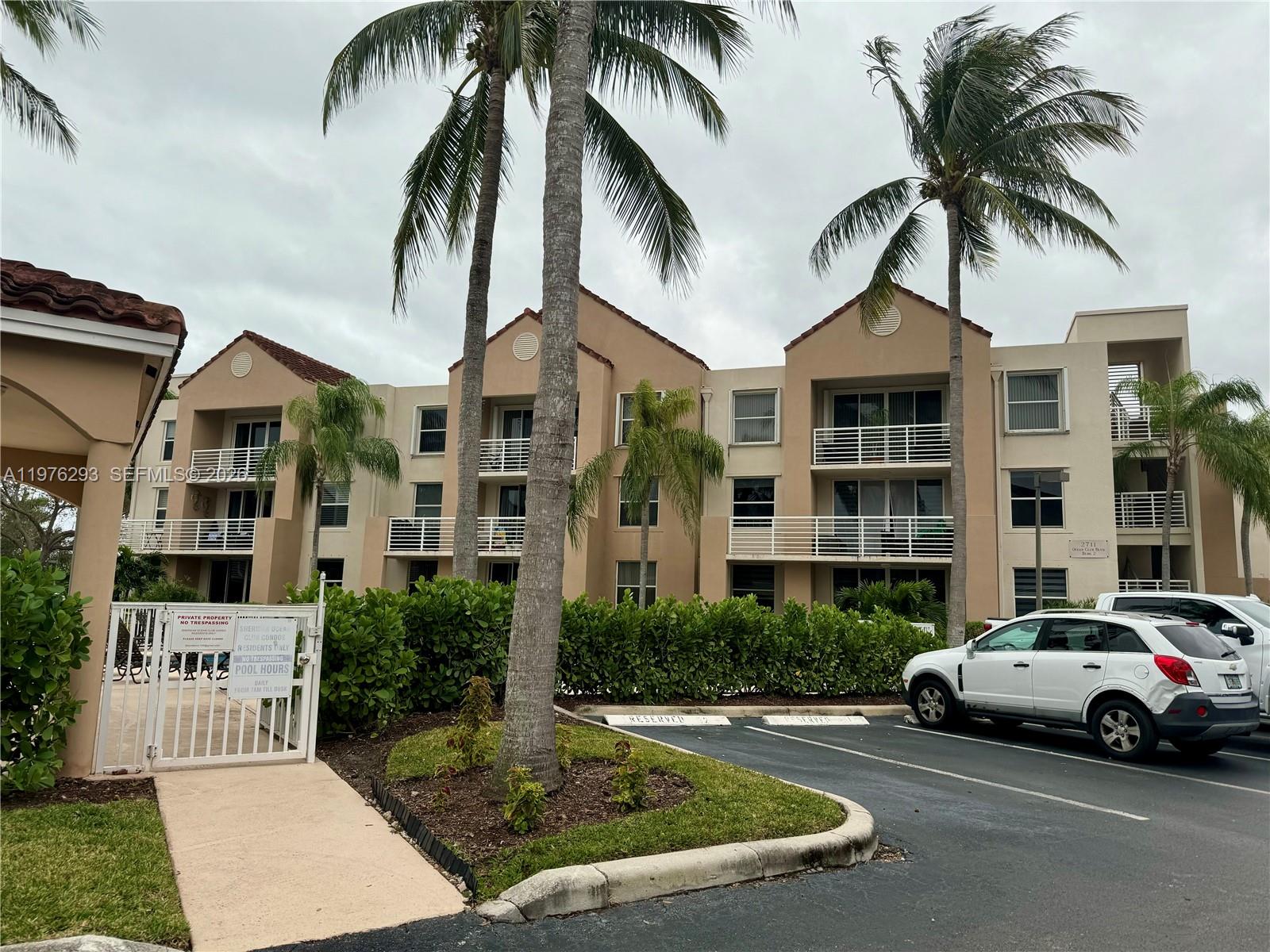 2711 Ocean Club Blvd # 202