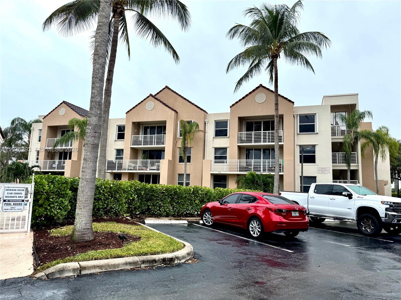 2711 Ocean Club Blvd # 202