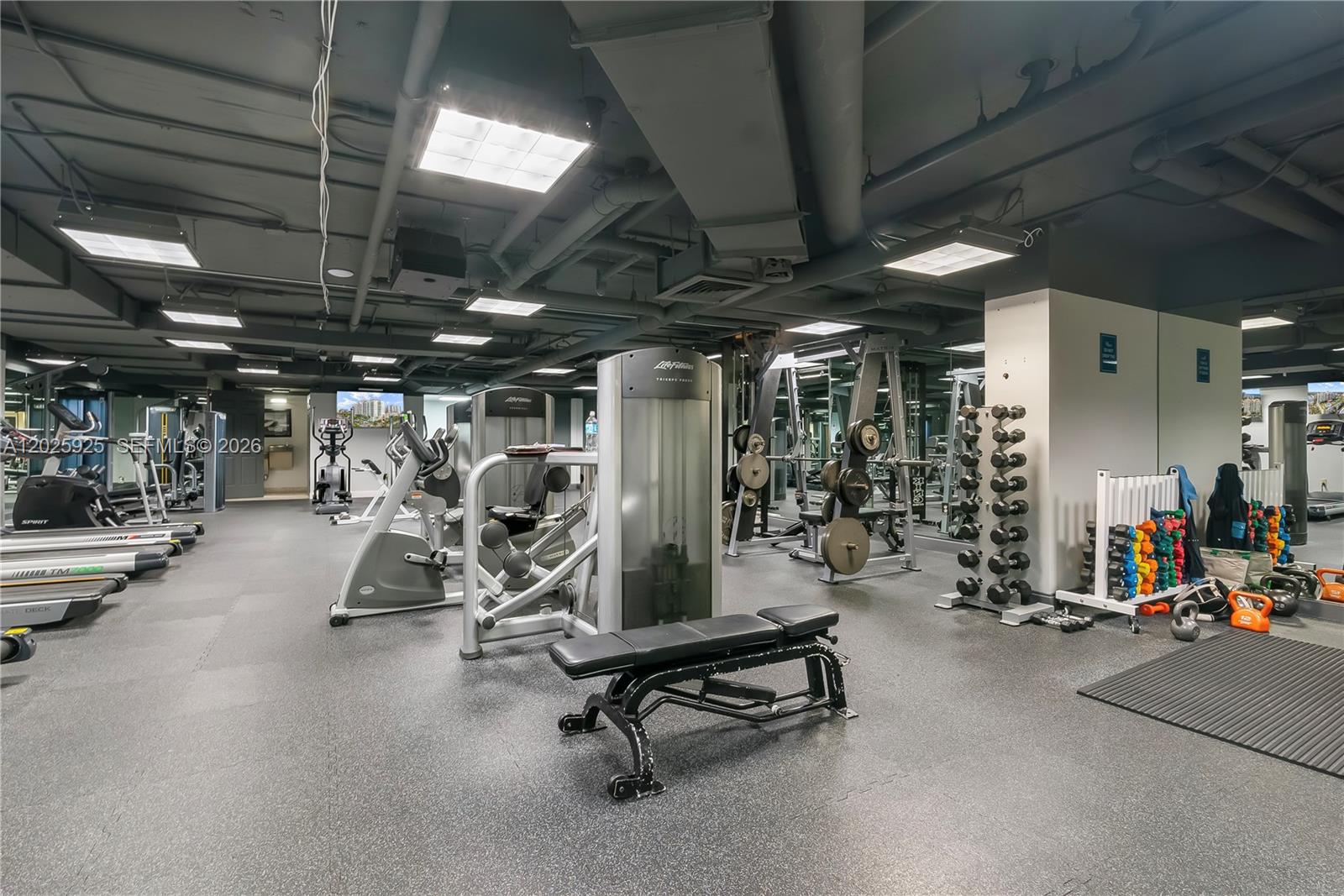 3020 NE 32nd Ave # 716