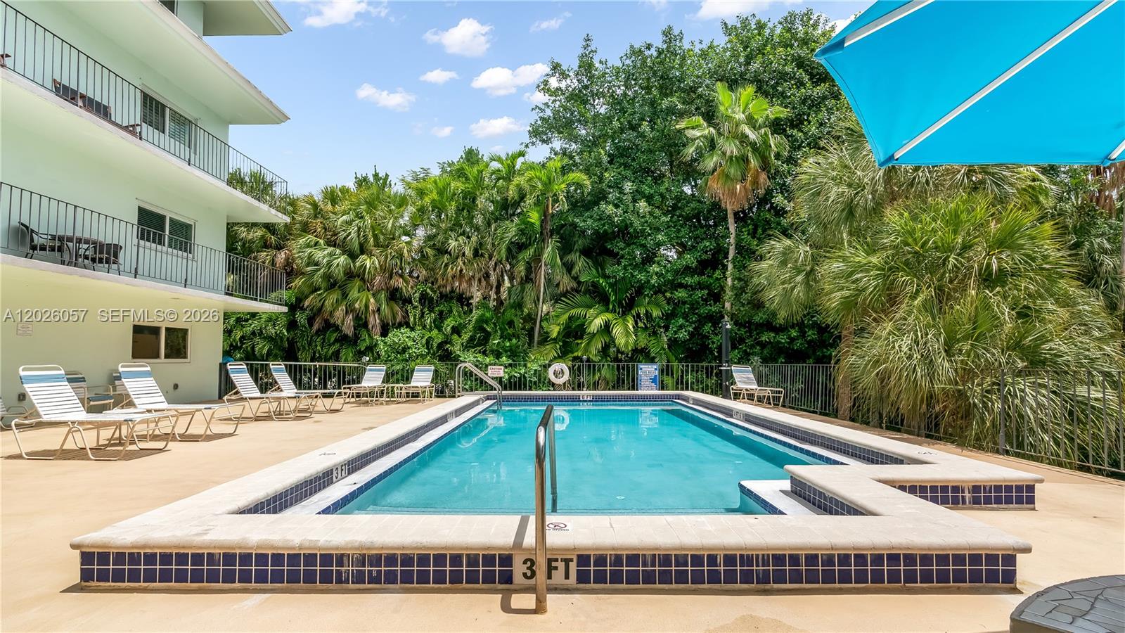 2539 S Bayshore Dr # 212A