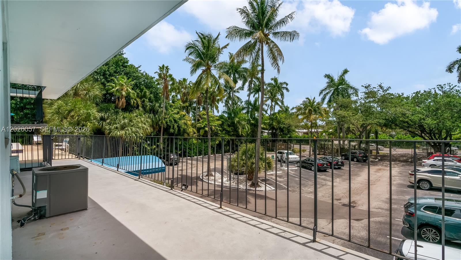 2539 S Bayshore Dr # 212A