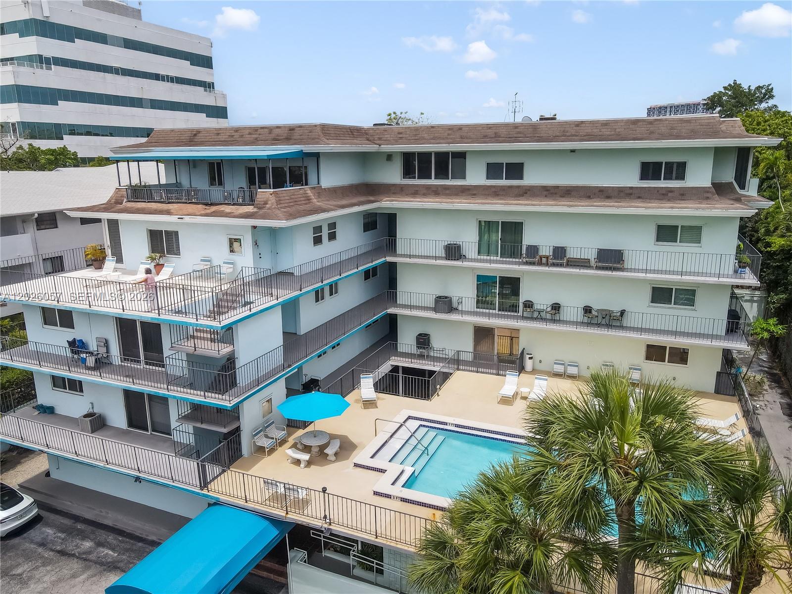 2539 S Bayshore Dr # 212A