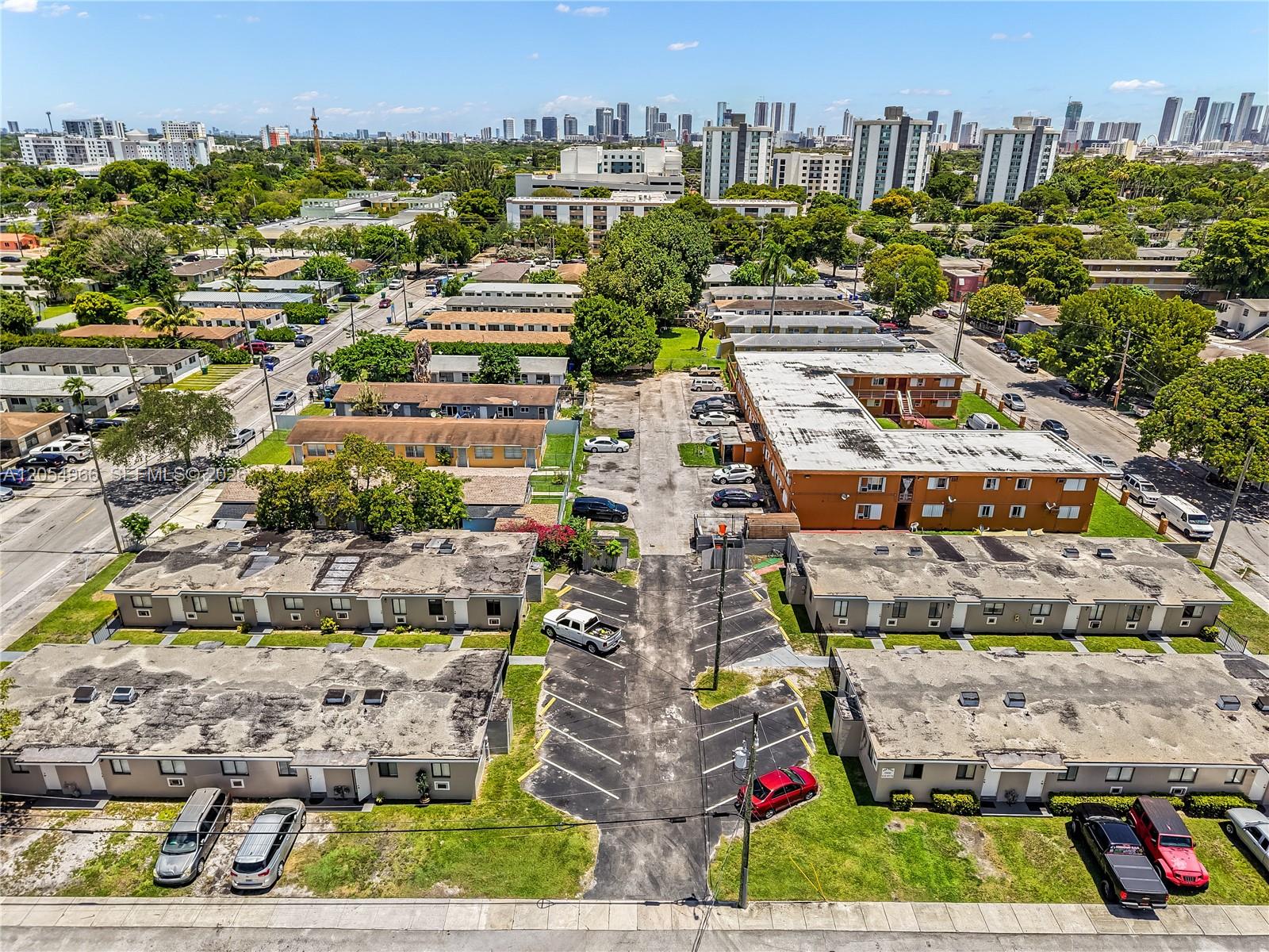 2090 NW 31st St