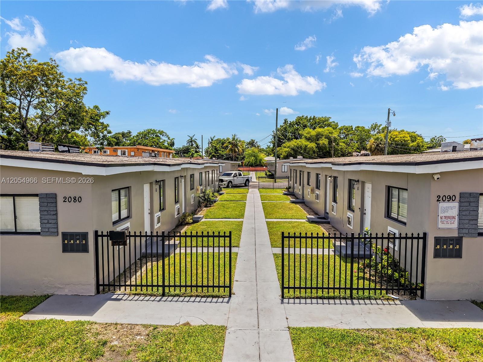 2090 NW 31st St