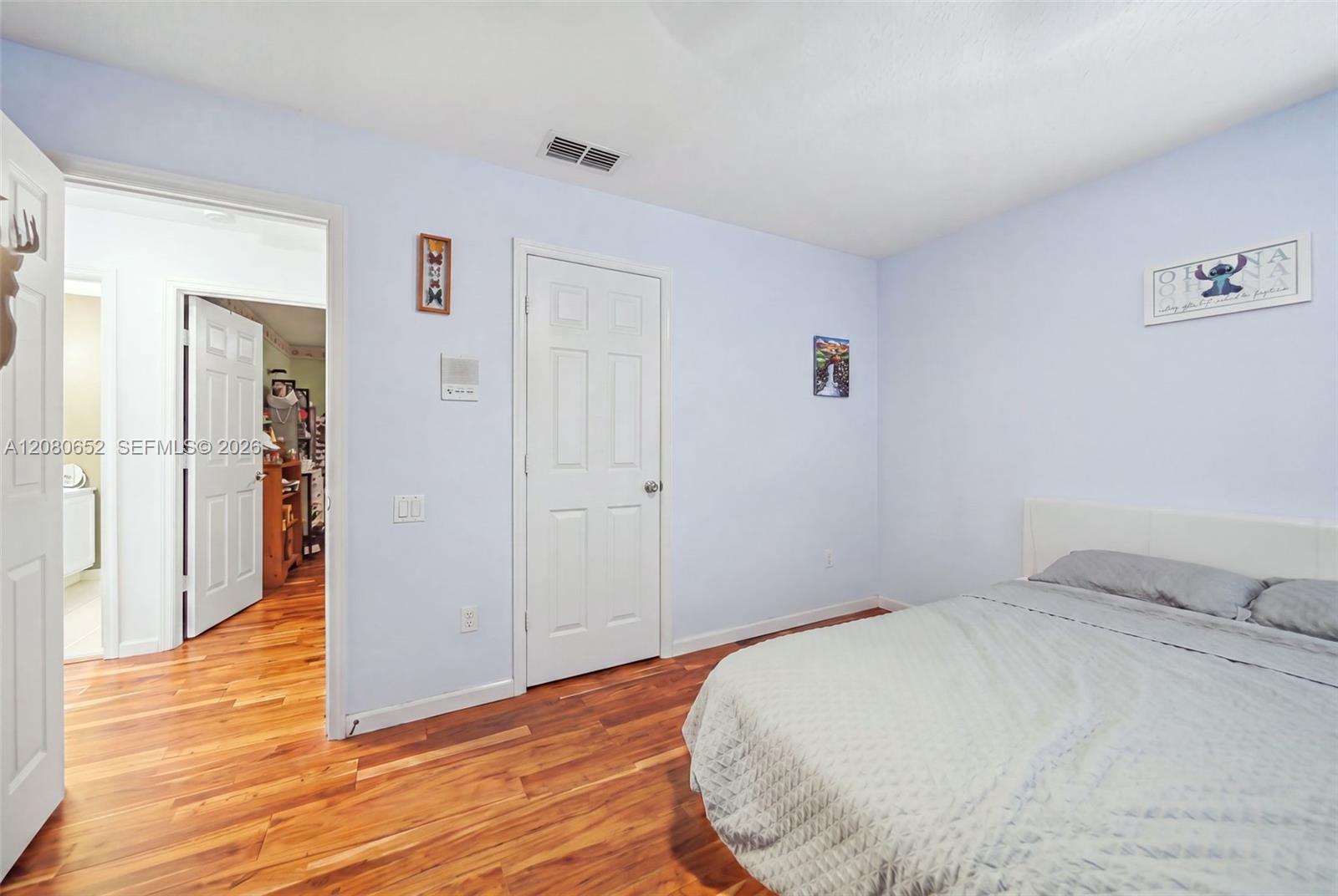 3141 Hanging Moss Cir