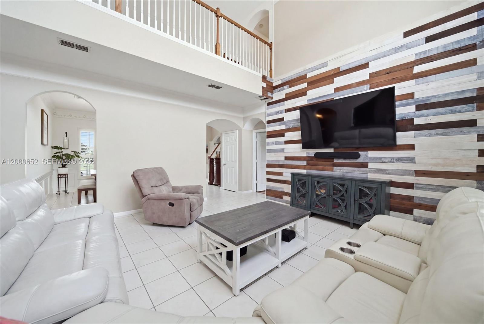 3141 Hanging Moss Cir