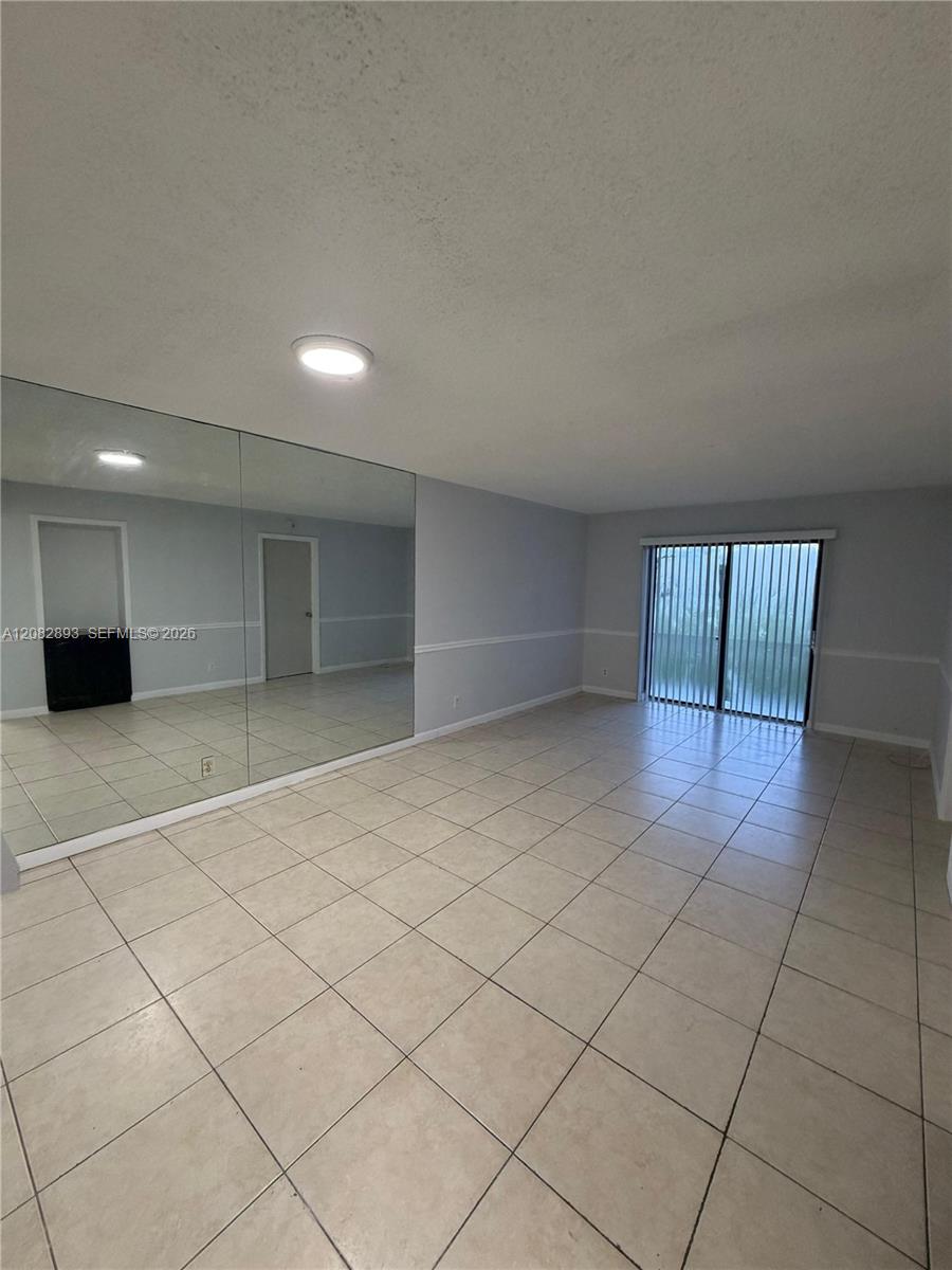 1170 NW 80th Ave # 104