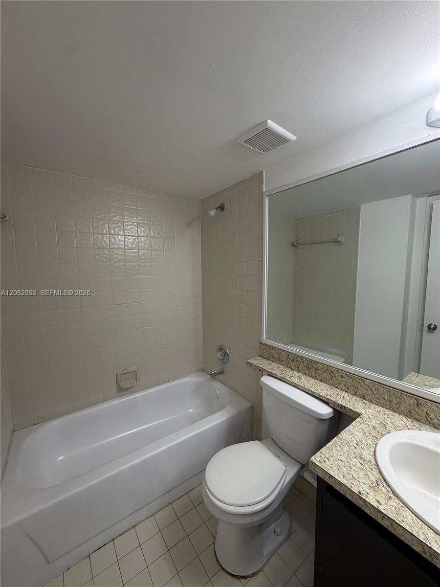 1170 NW 80th Ave # 104