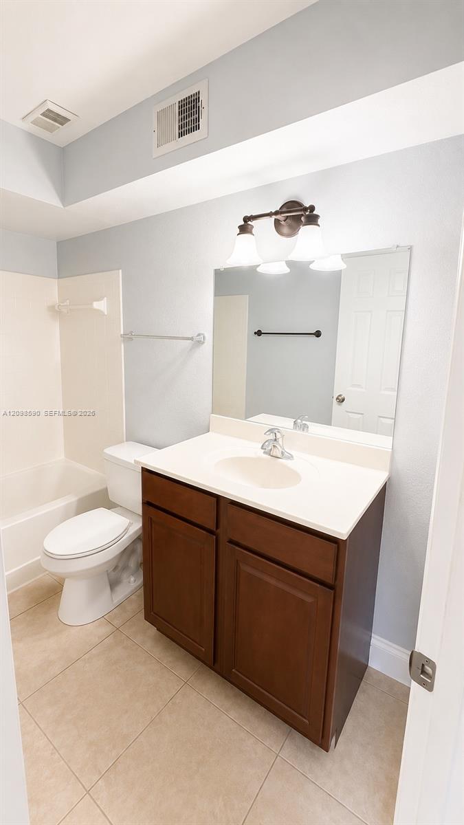 2986 S University Dr # 8108