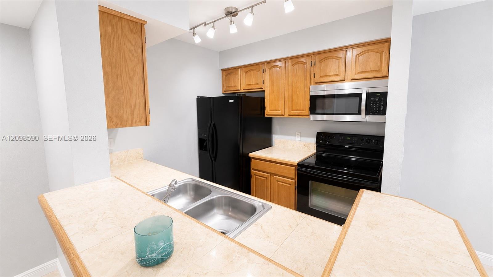 2986 S University Dr # 8108
