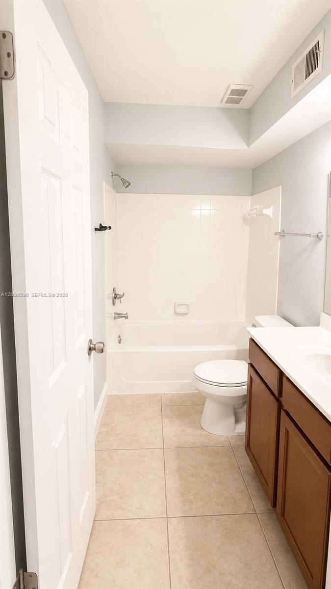 2986 S University Dr # 8108
