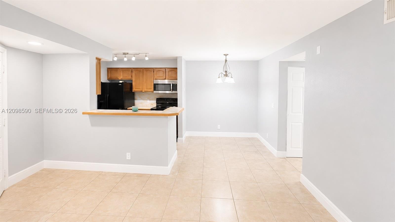2986 S University Dr # 8108