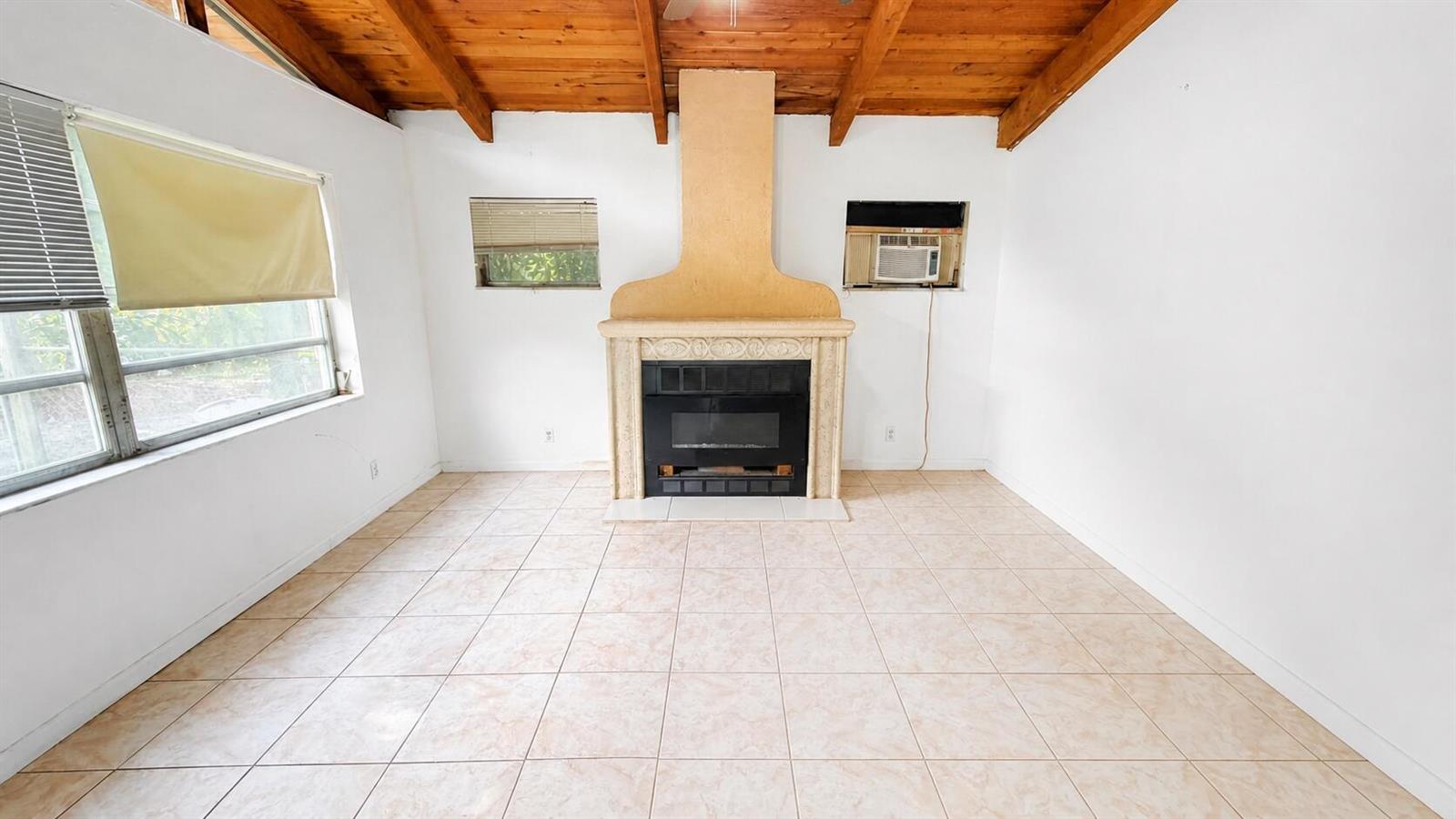 360 NW 65TH Avenue