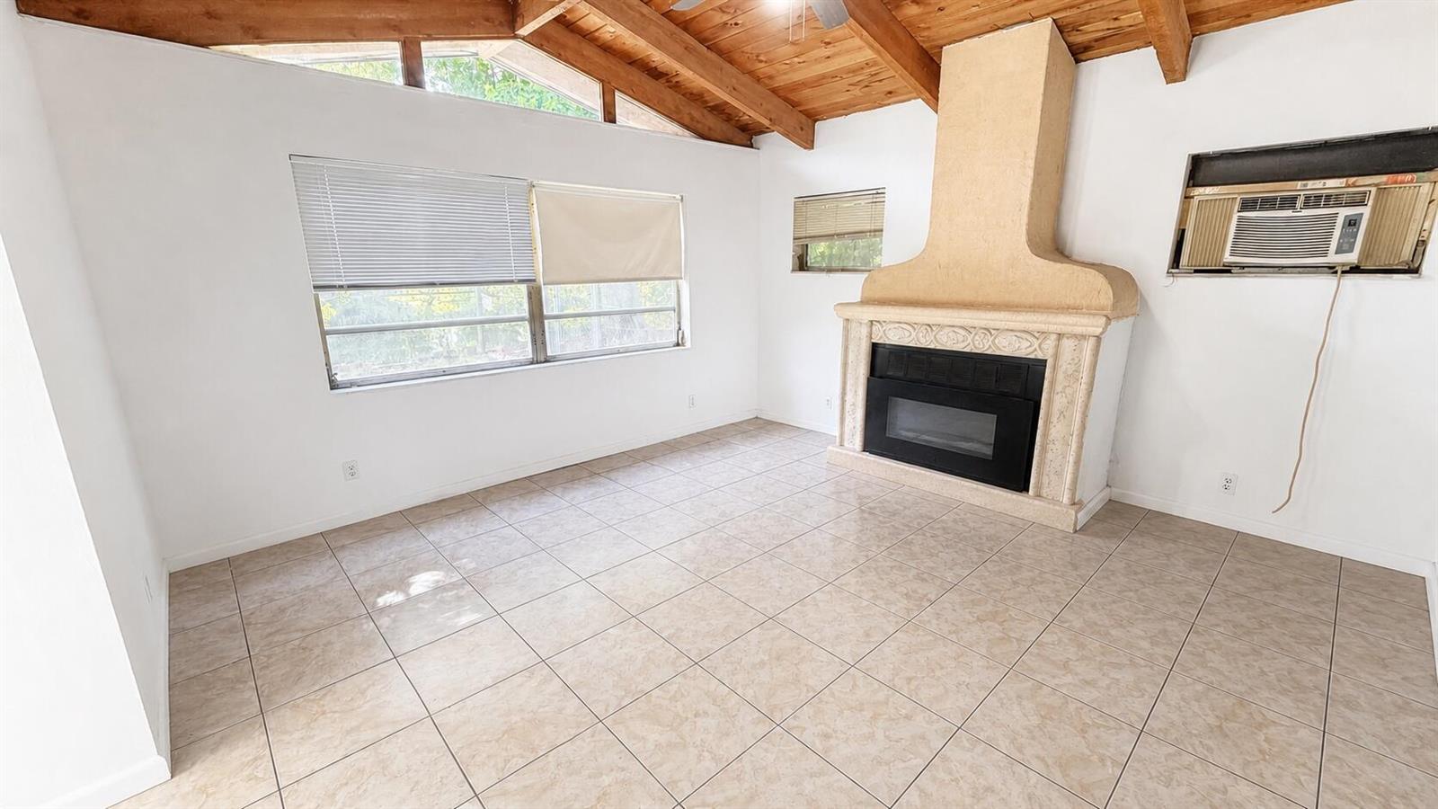 360 NW 65TH Avenue