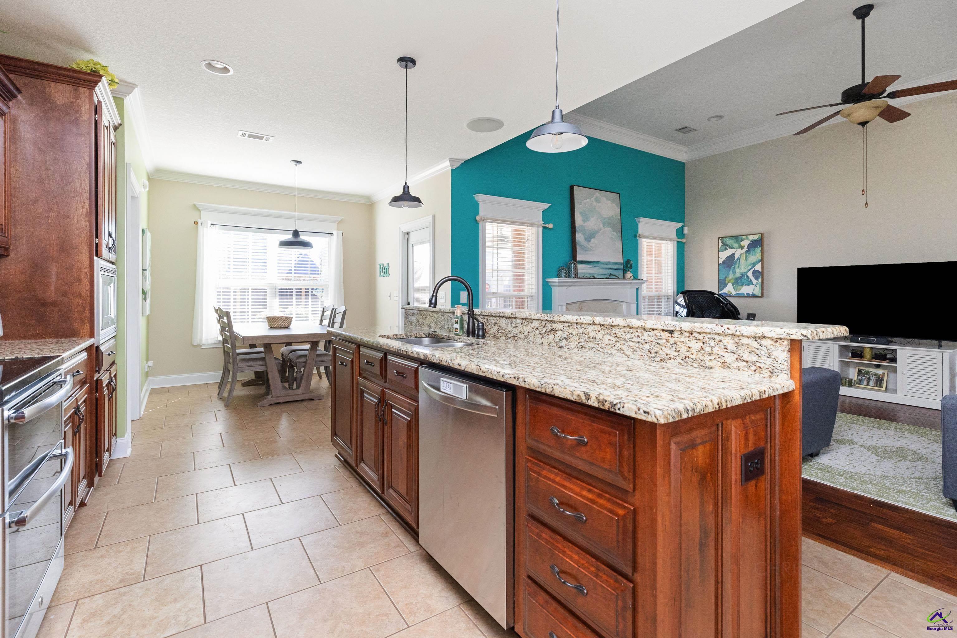 109 Fortune Way