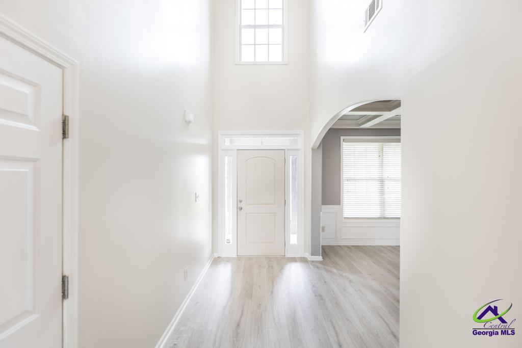 207 Adirondac Way