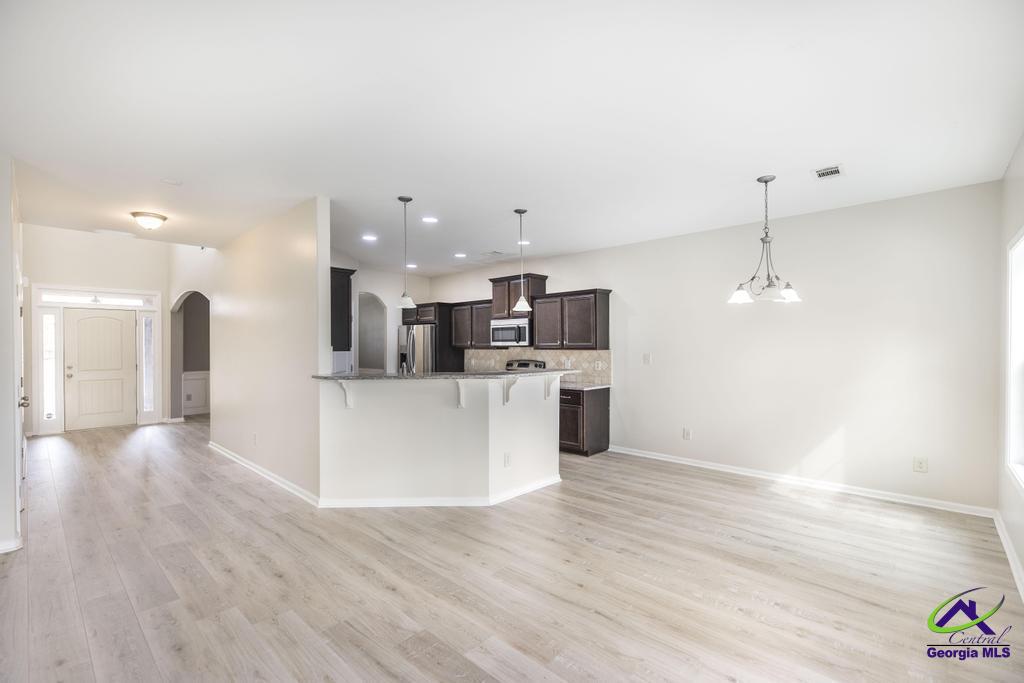 207 Adirondac Way