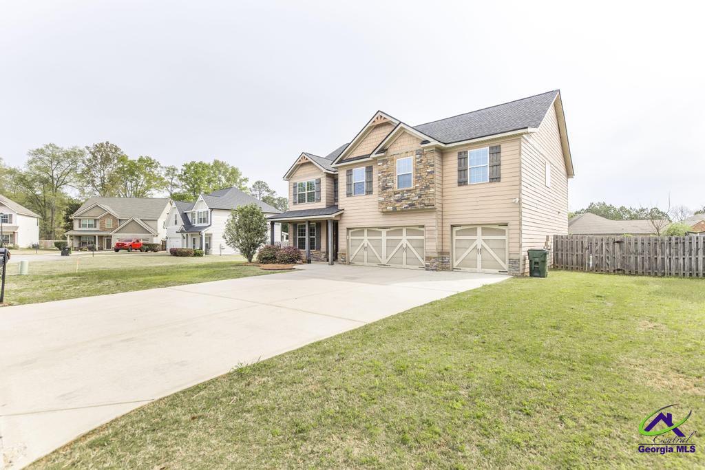 207 Adirondac Way