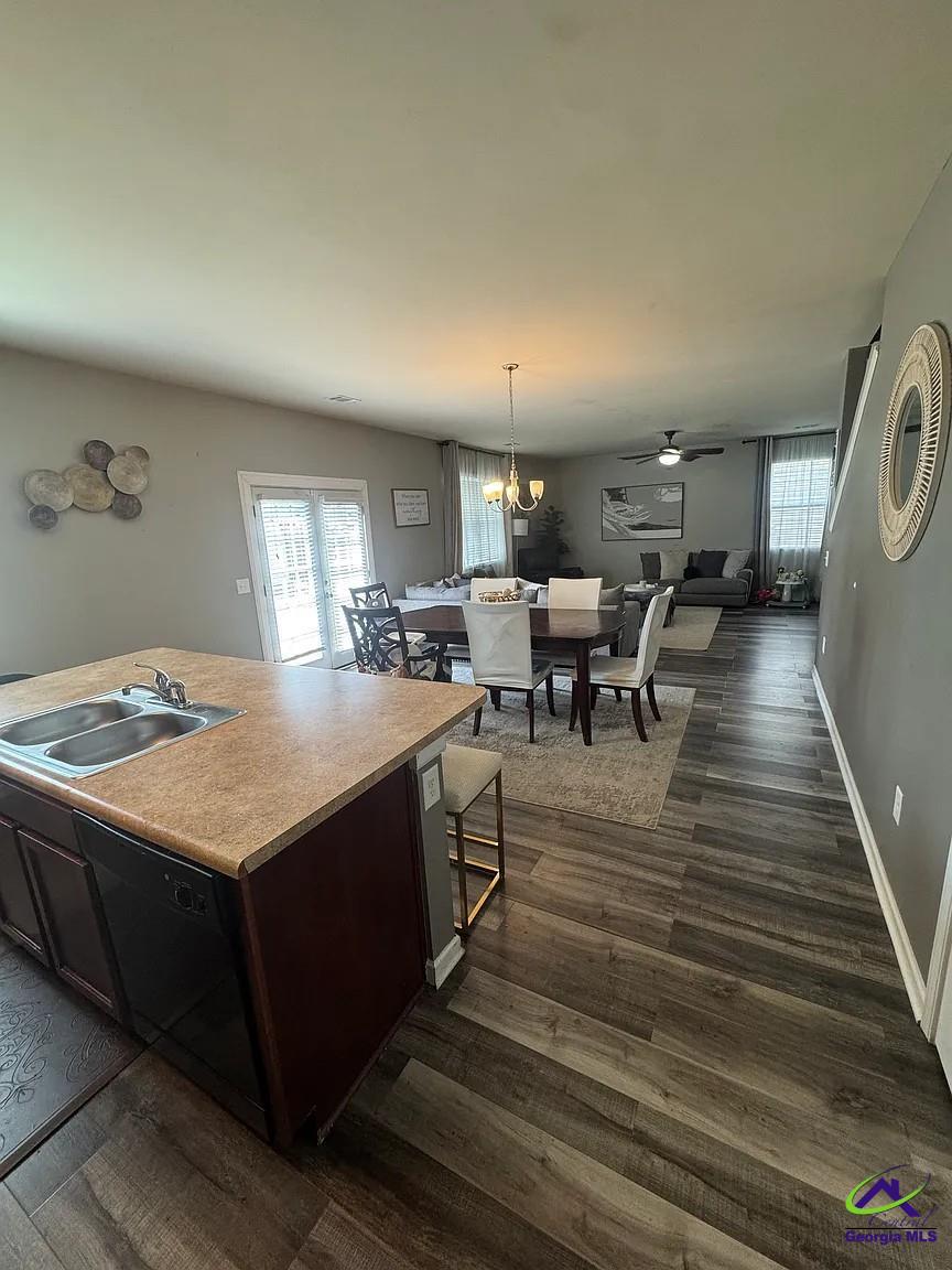 211 Flowing Meadows