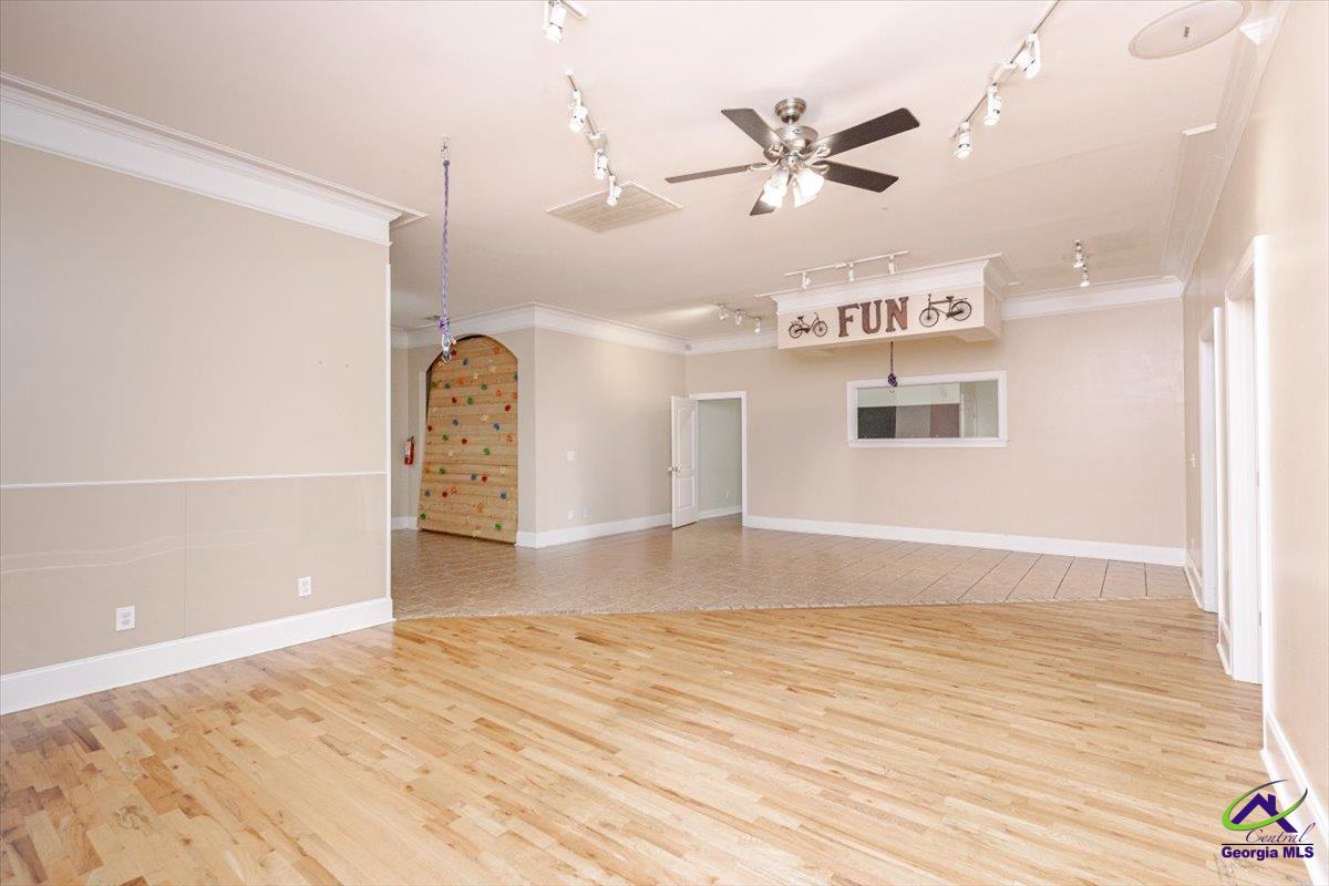 225 Wes Park Drive