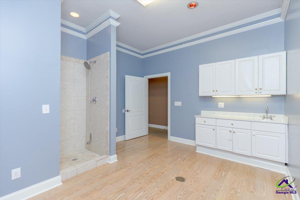 225 Wes Park Drive