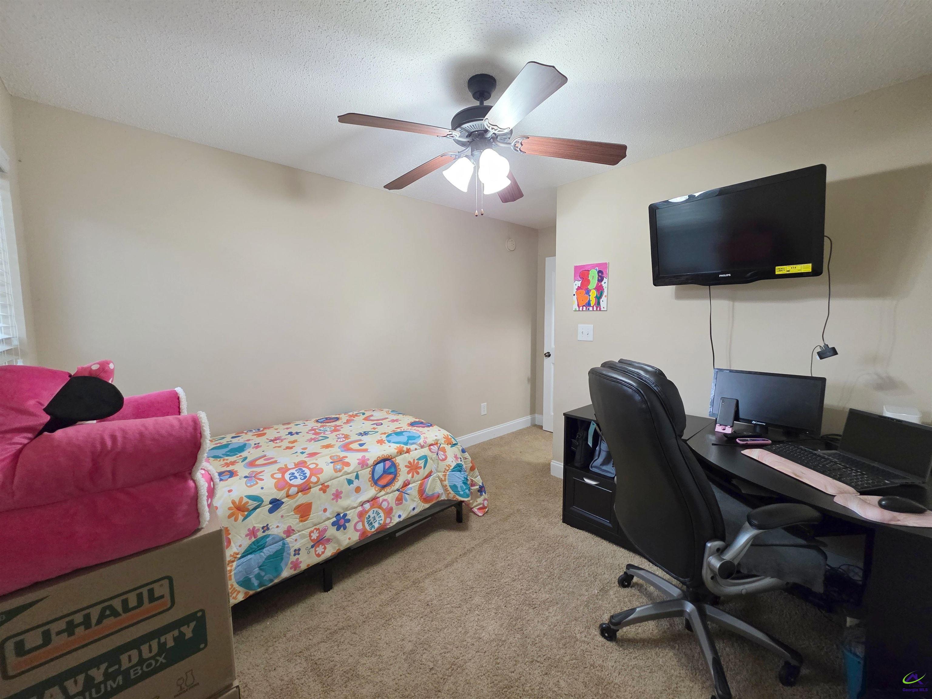 402 Ivey Chase