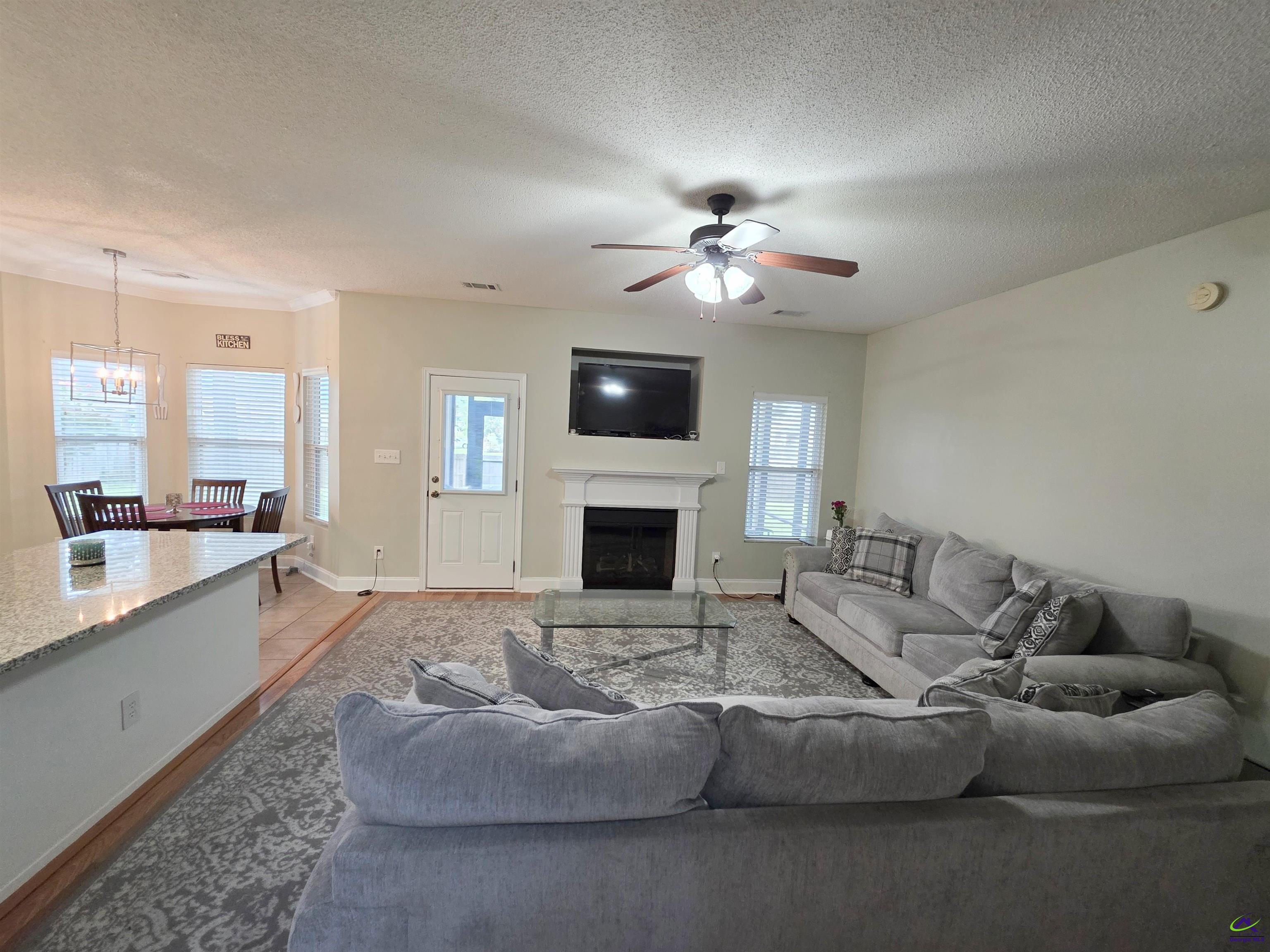 402 Ivey Chase