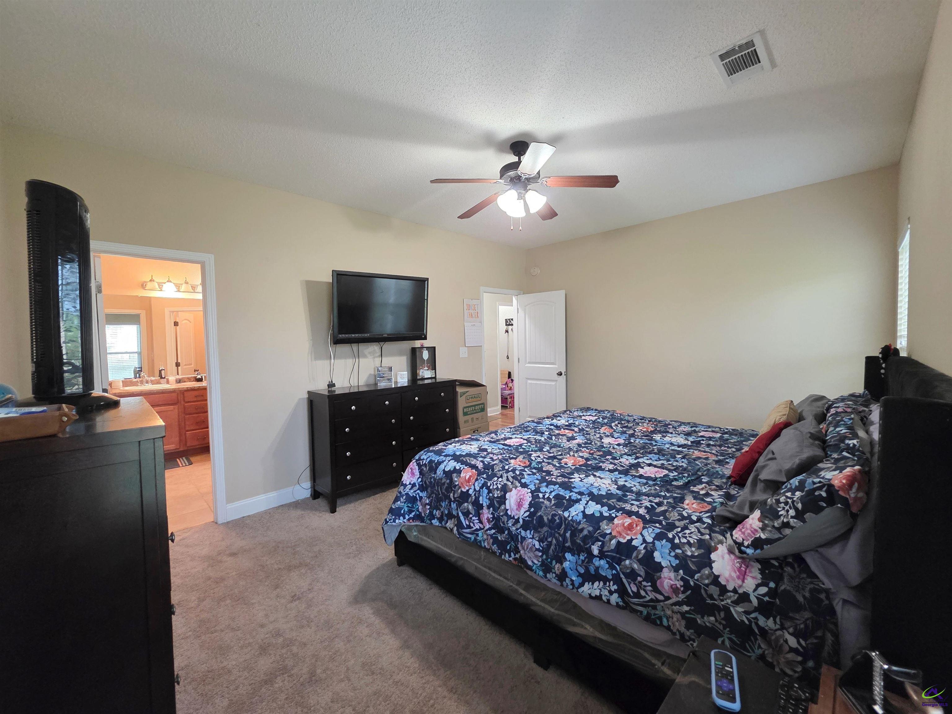 402 Ivey Chase
