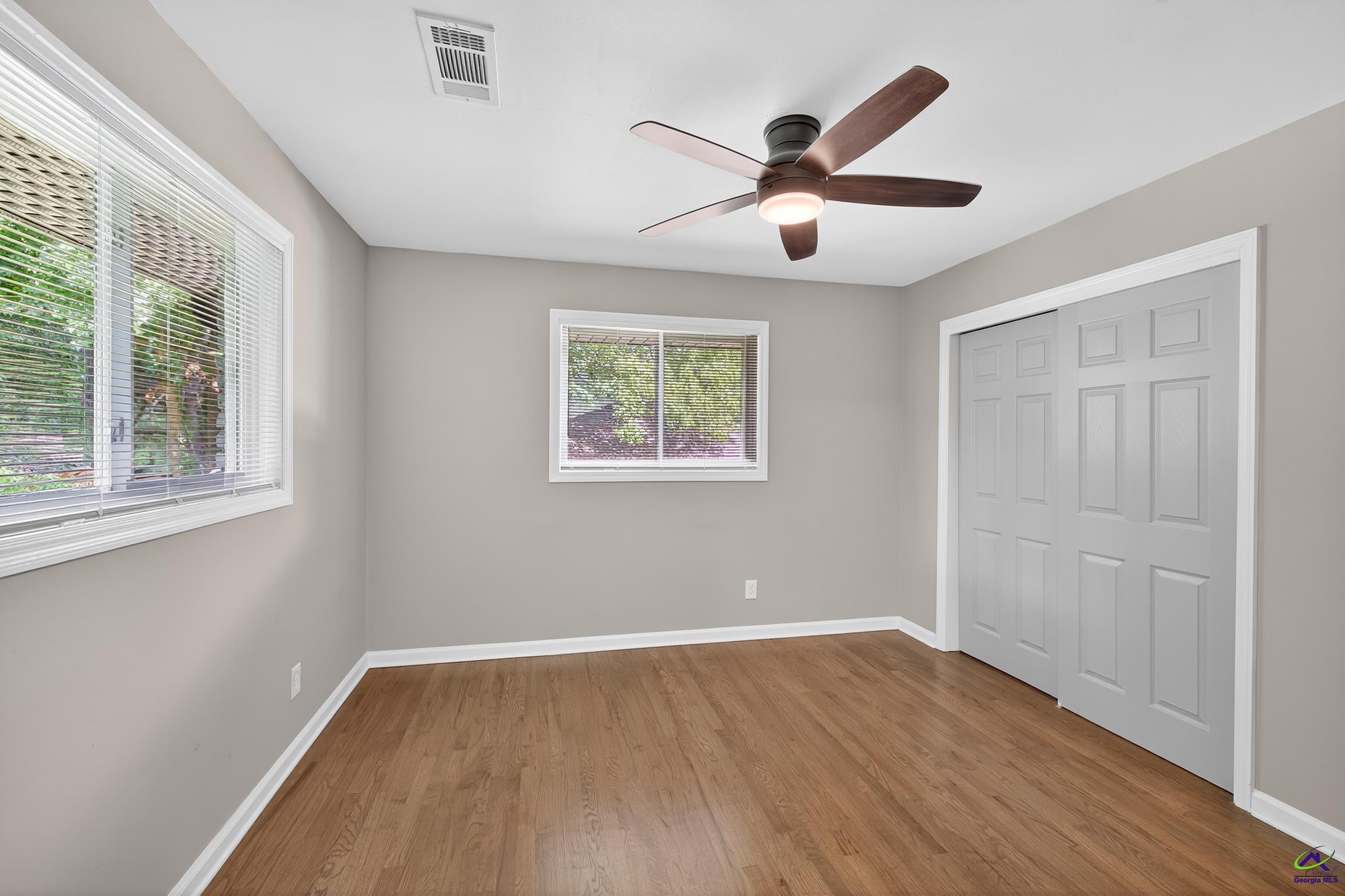 218 Palms Lane