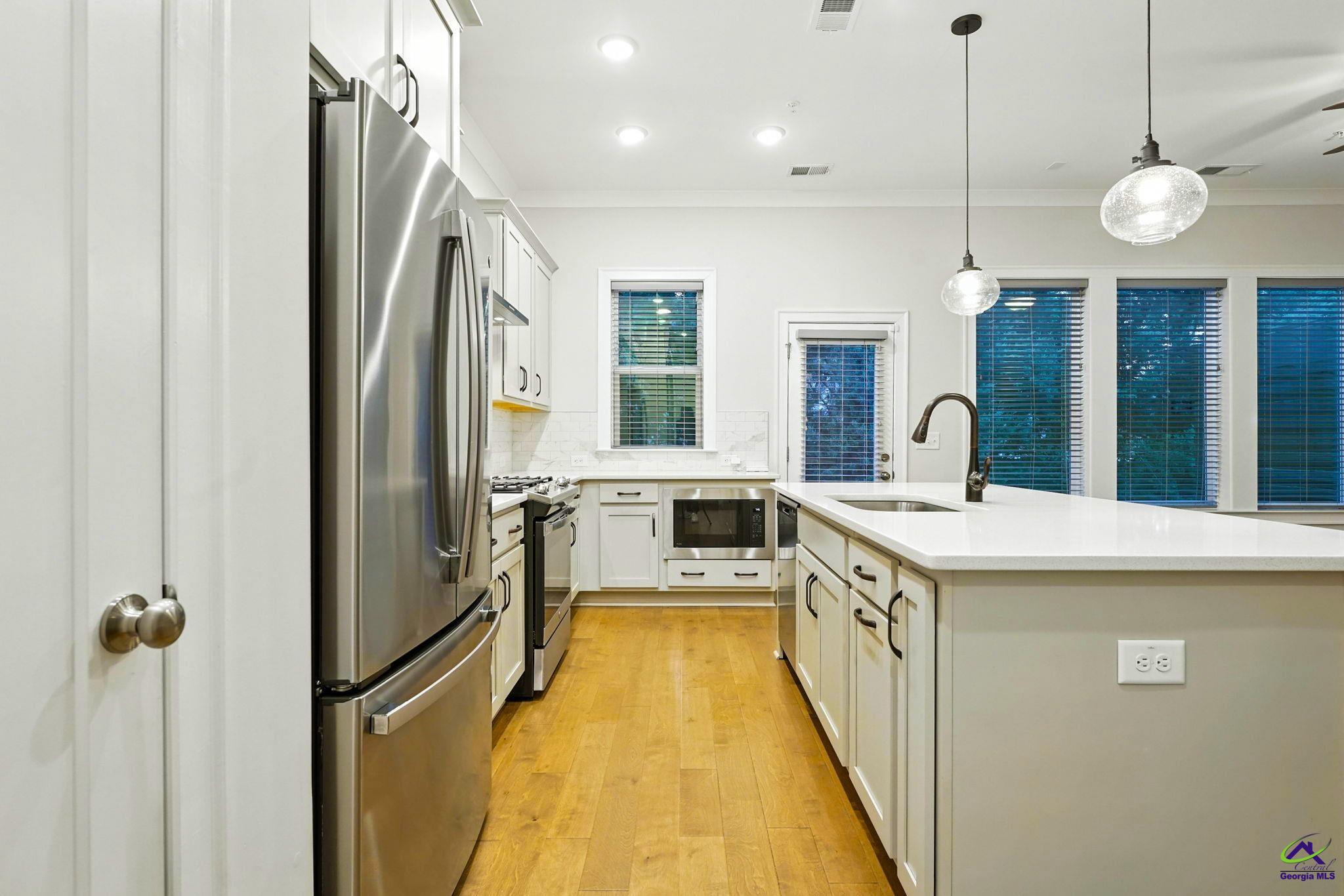 2555 Oakbourne Lane