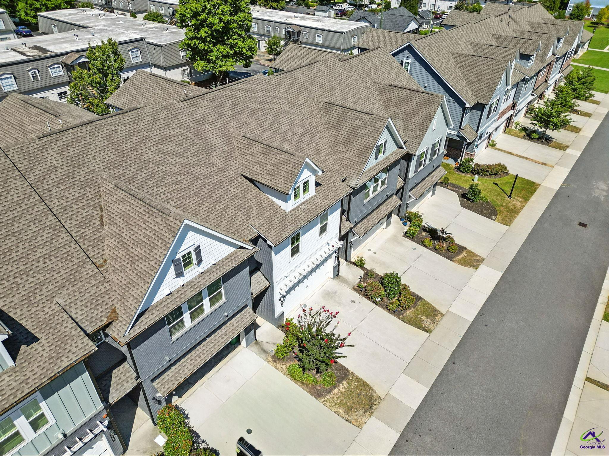 2555 Oakbourne Lane