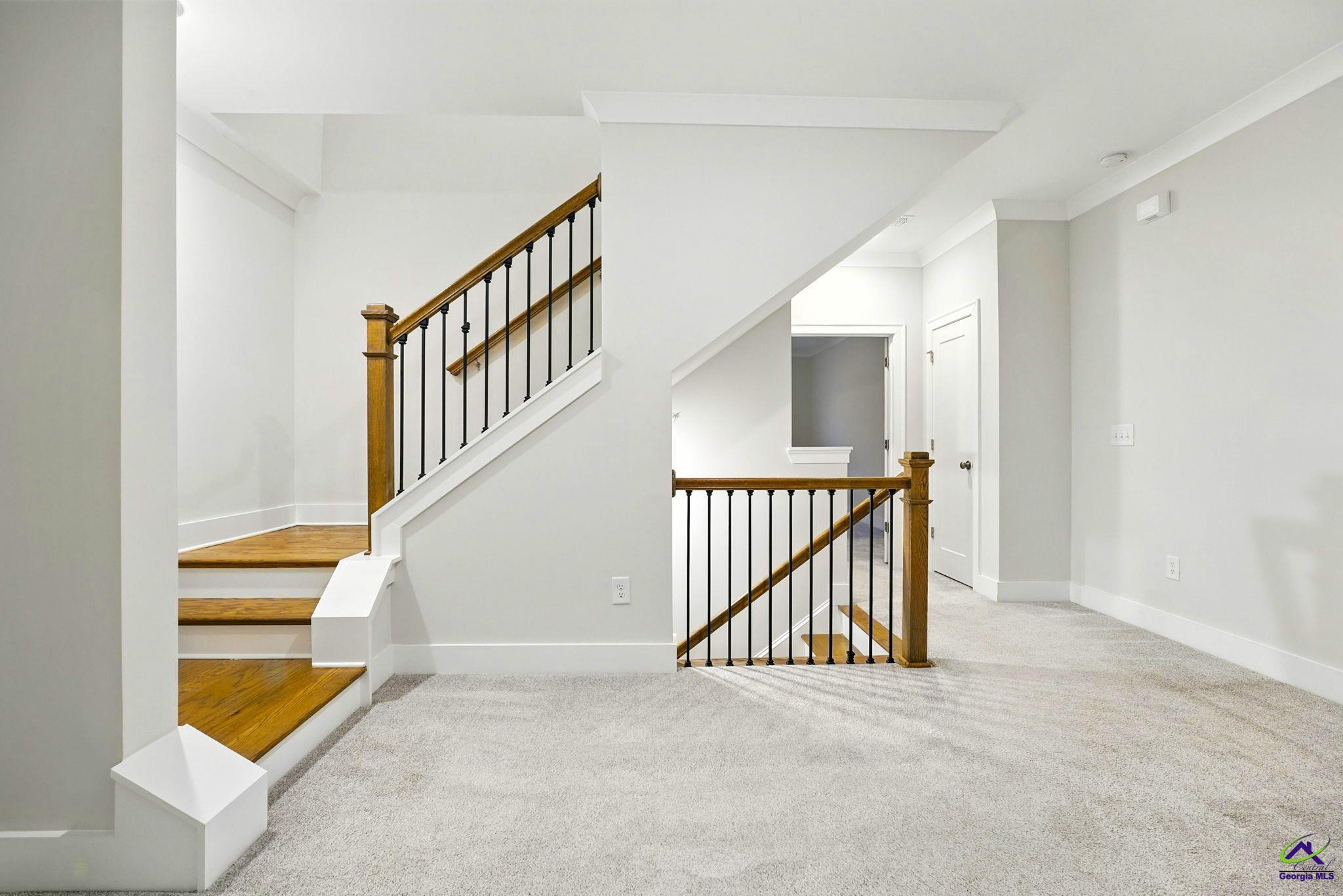 2555 Oakbourne Lane