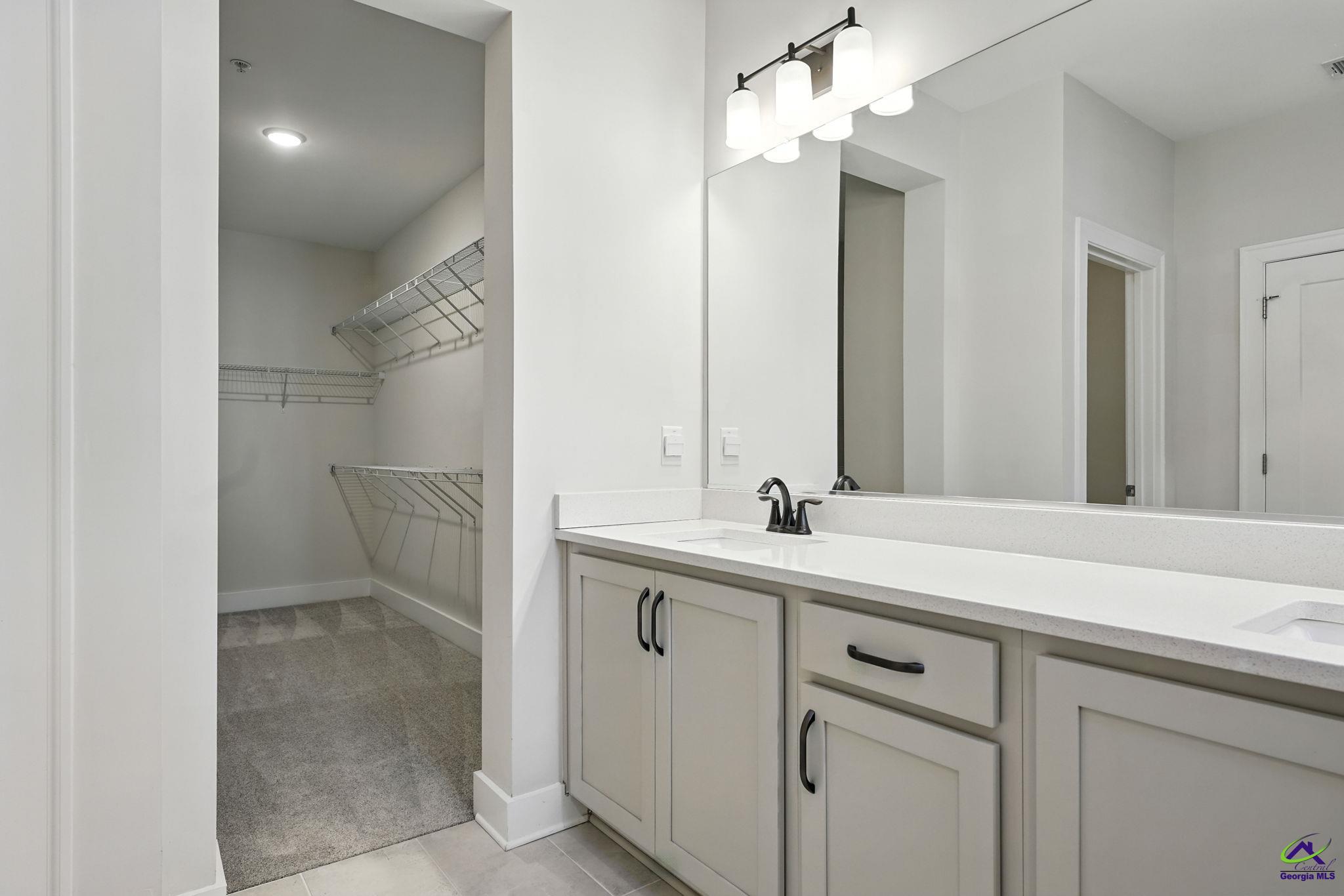 2555 Oakbourne Lane