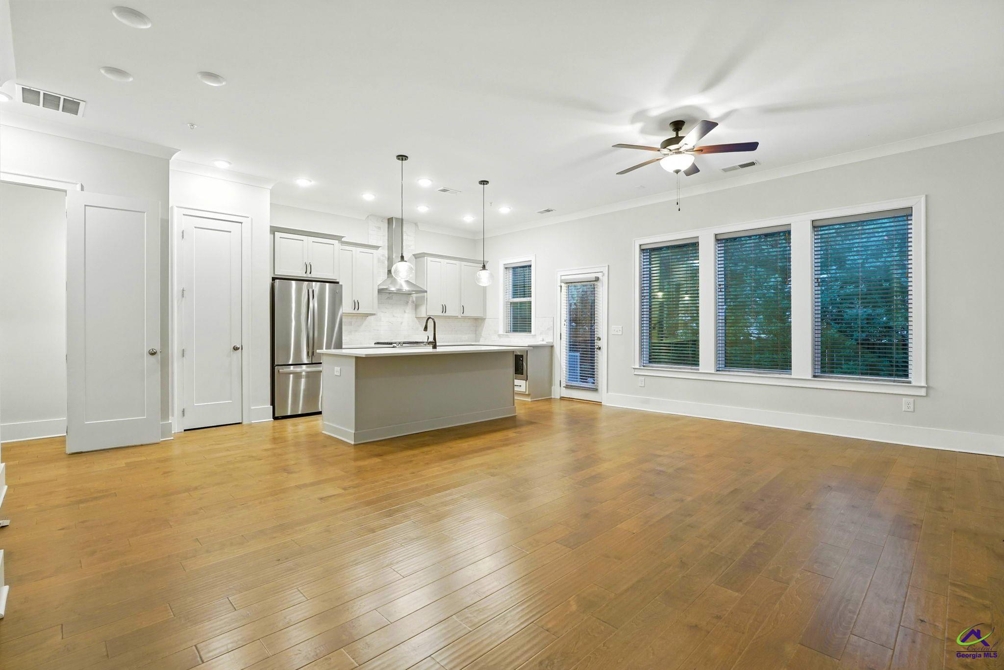 2555 Oakbourne Lane
