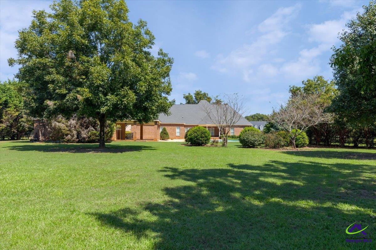 208 Liberty Trace