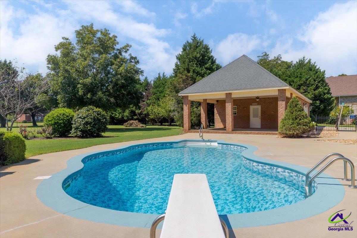 208 Liberty Trace